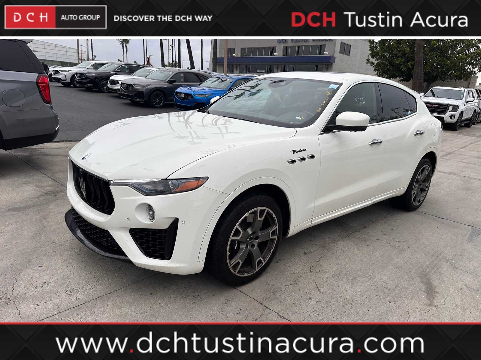 2023 Maserati Levante Modena's photo