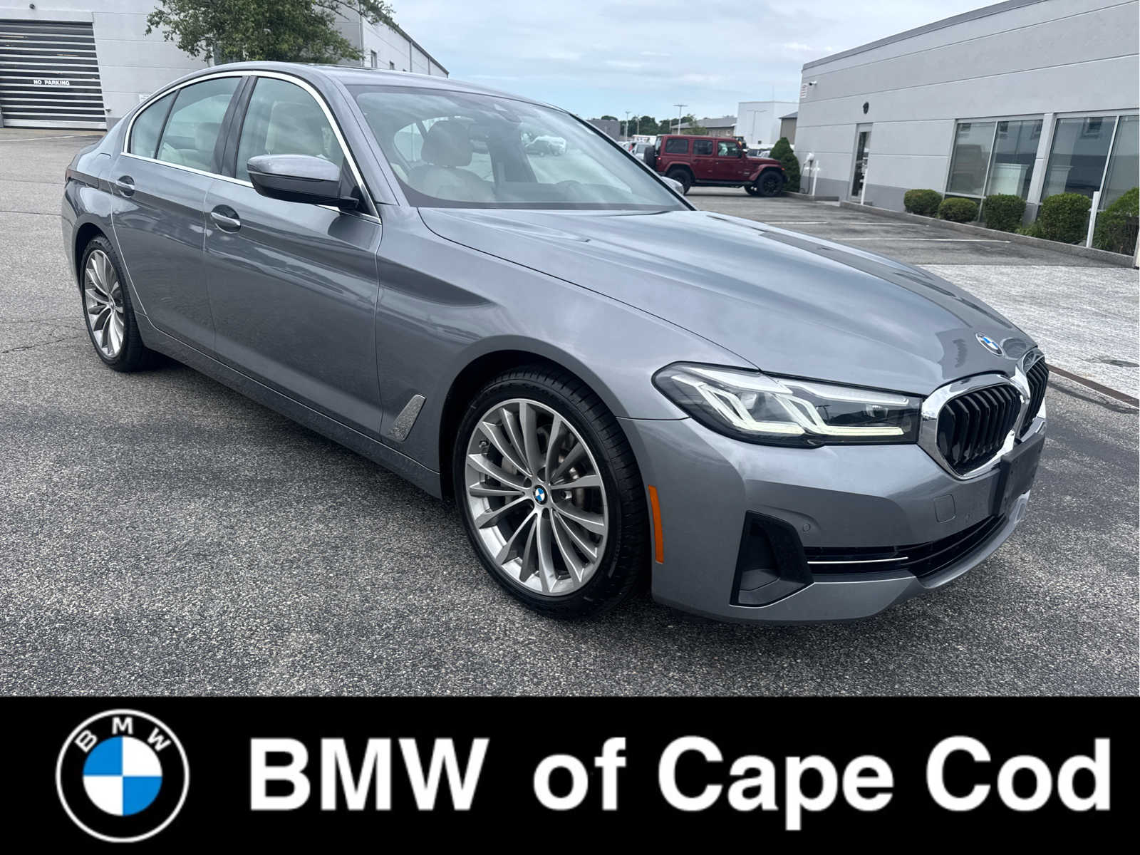 Skyscraper Gray Metallic 2023 BMW 5 Series Sedan All-Wheel Drive 8-Speed Automatic