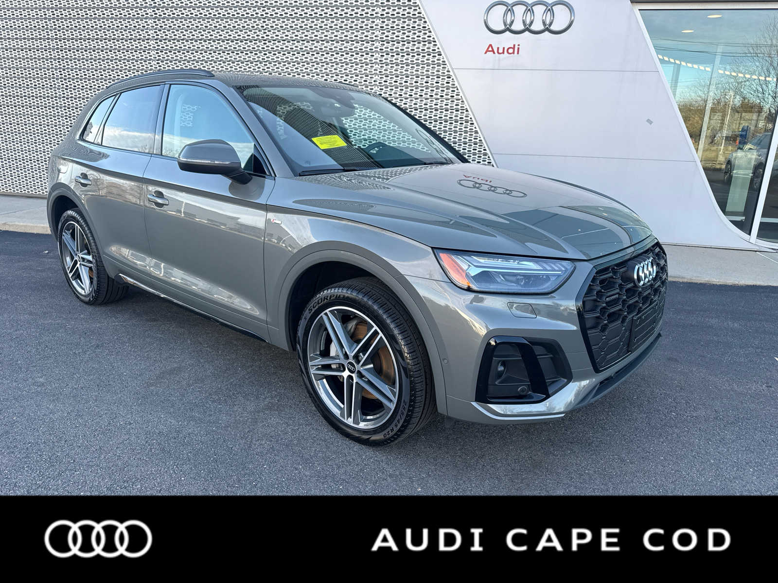 2023 Audi Q5 Hybrid Plug-in e quattro Prestige S Line AWD