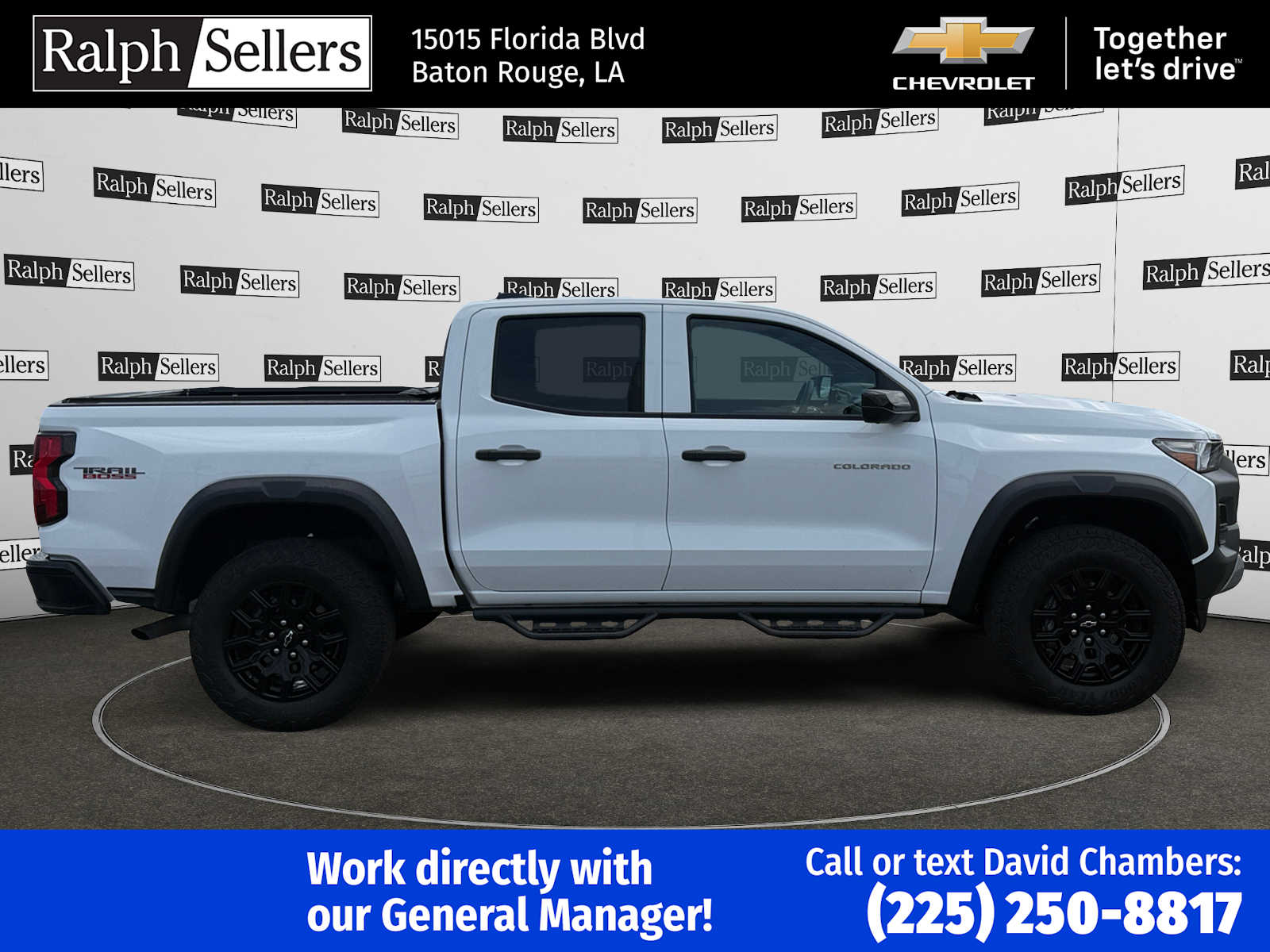 View vehicle photo 7