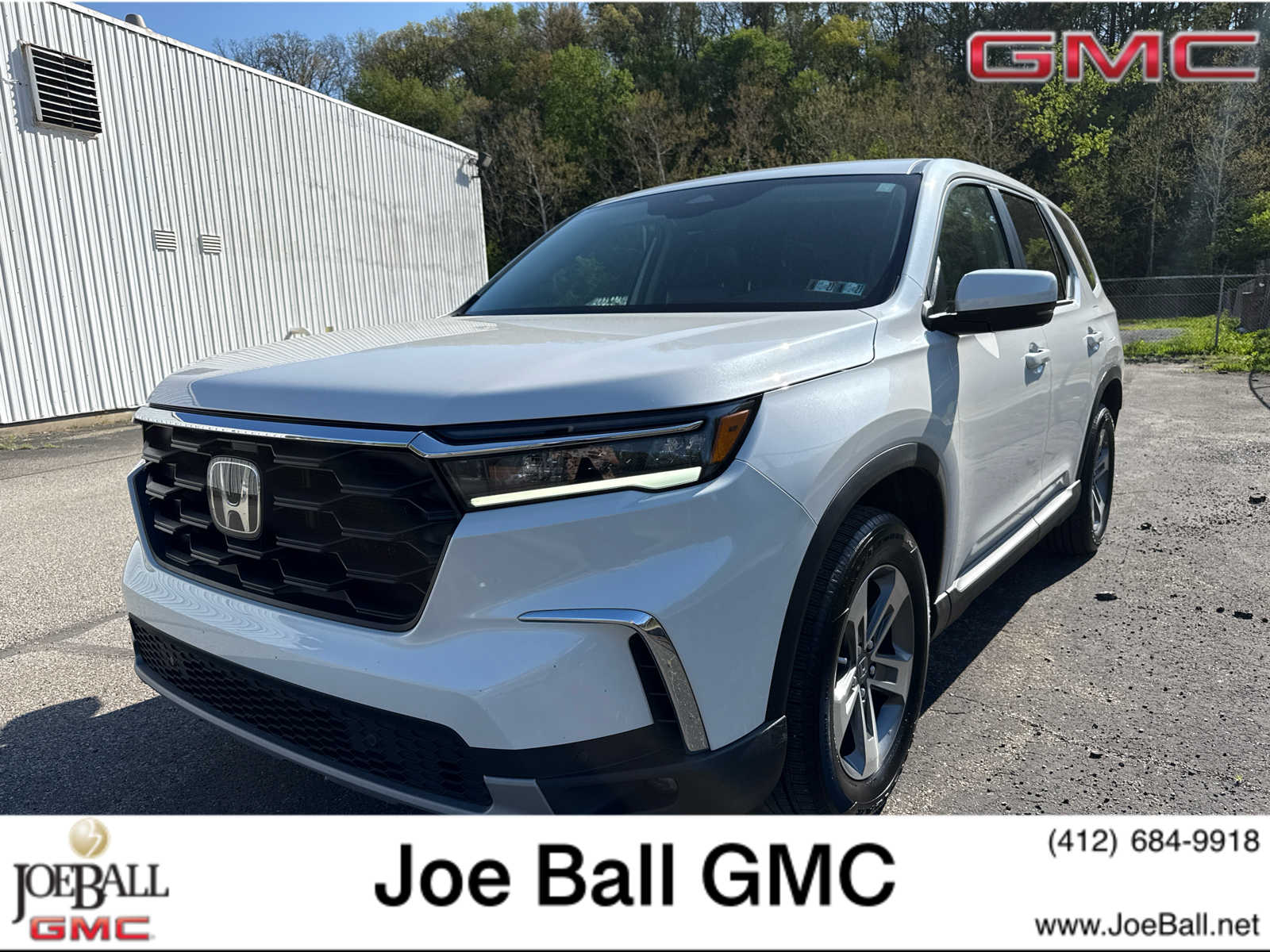 2023 Honda Pilot EX-L 8 Passenger Platinum White Pearl at Altoona Honda