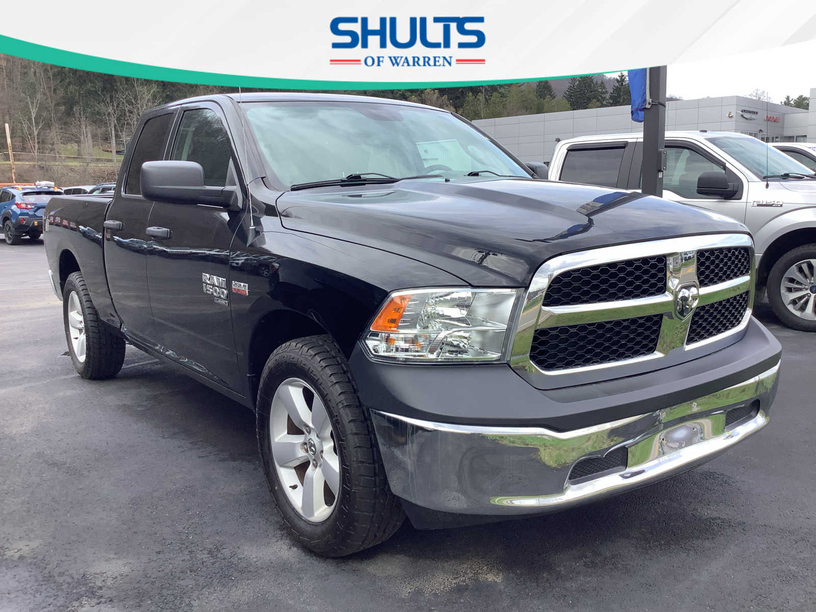 Black 2019 RAM 1500 Classic Big Horn Quad Cab 4WD Pickup Truck Four-Wheel Drive 8-Speed Automatic