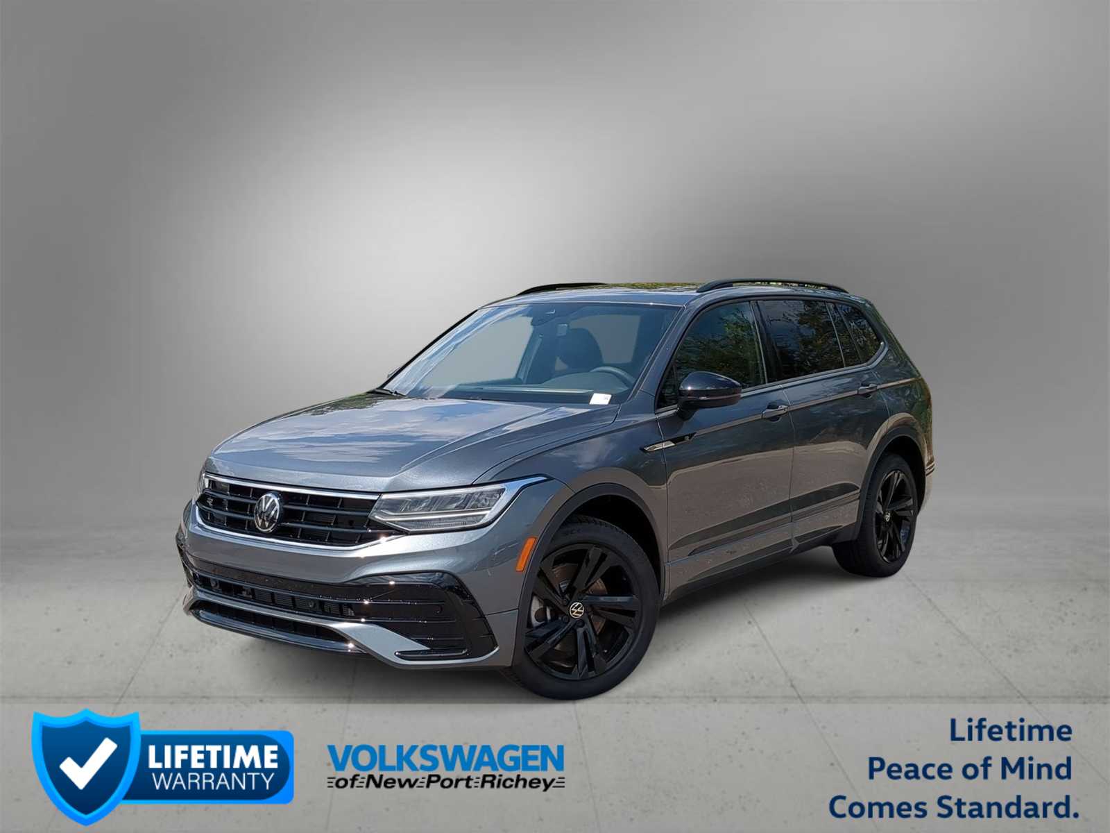 2024 Volkswagen Tiguan SE R-Line Black