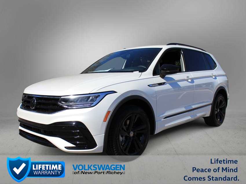 2024 Volkswagen Tiguan SE R-Line Black