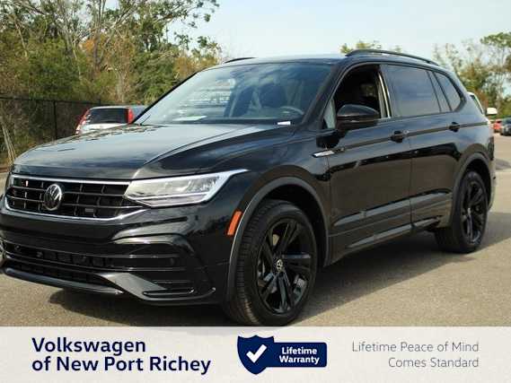 2024 Volkswagen Tiguan SE R-Line Black