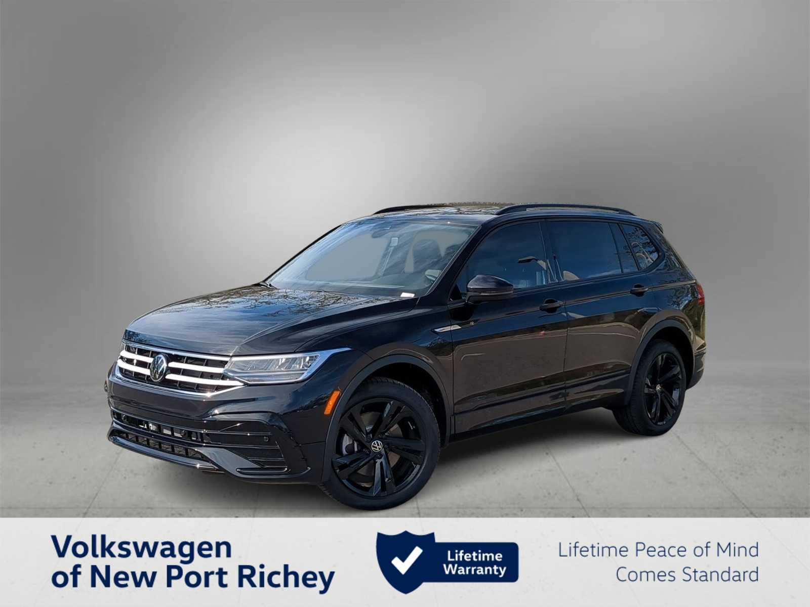 2024 Volkswagen Tiguan SE R-Line Black