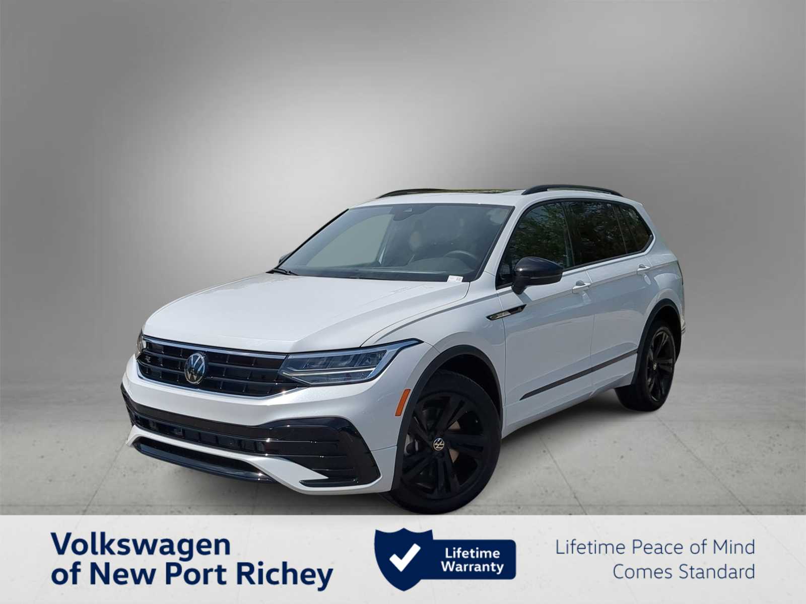 2024 Volkswagen Tiguan SE R-Line Black