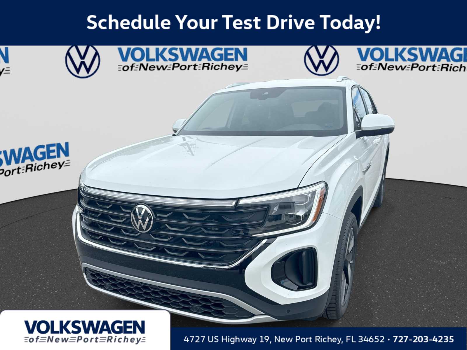 2026 Volkswagen Atlas Cross Sport 2.0T SE w/Technology