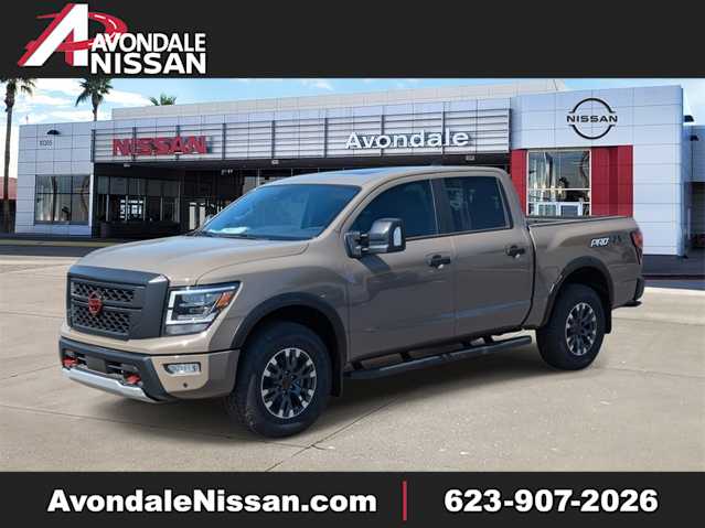 2024 Nissan Titan PRO-4X 4x4 Crew Cab 1