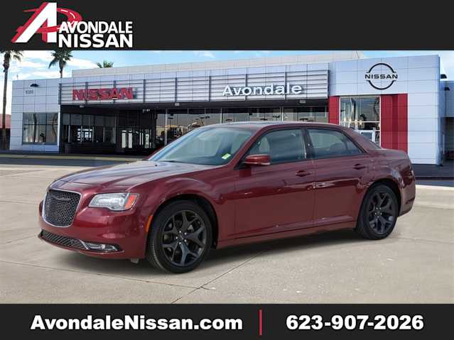 2023 Chrysler 300 300S 1