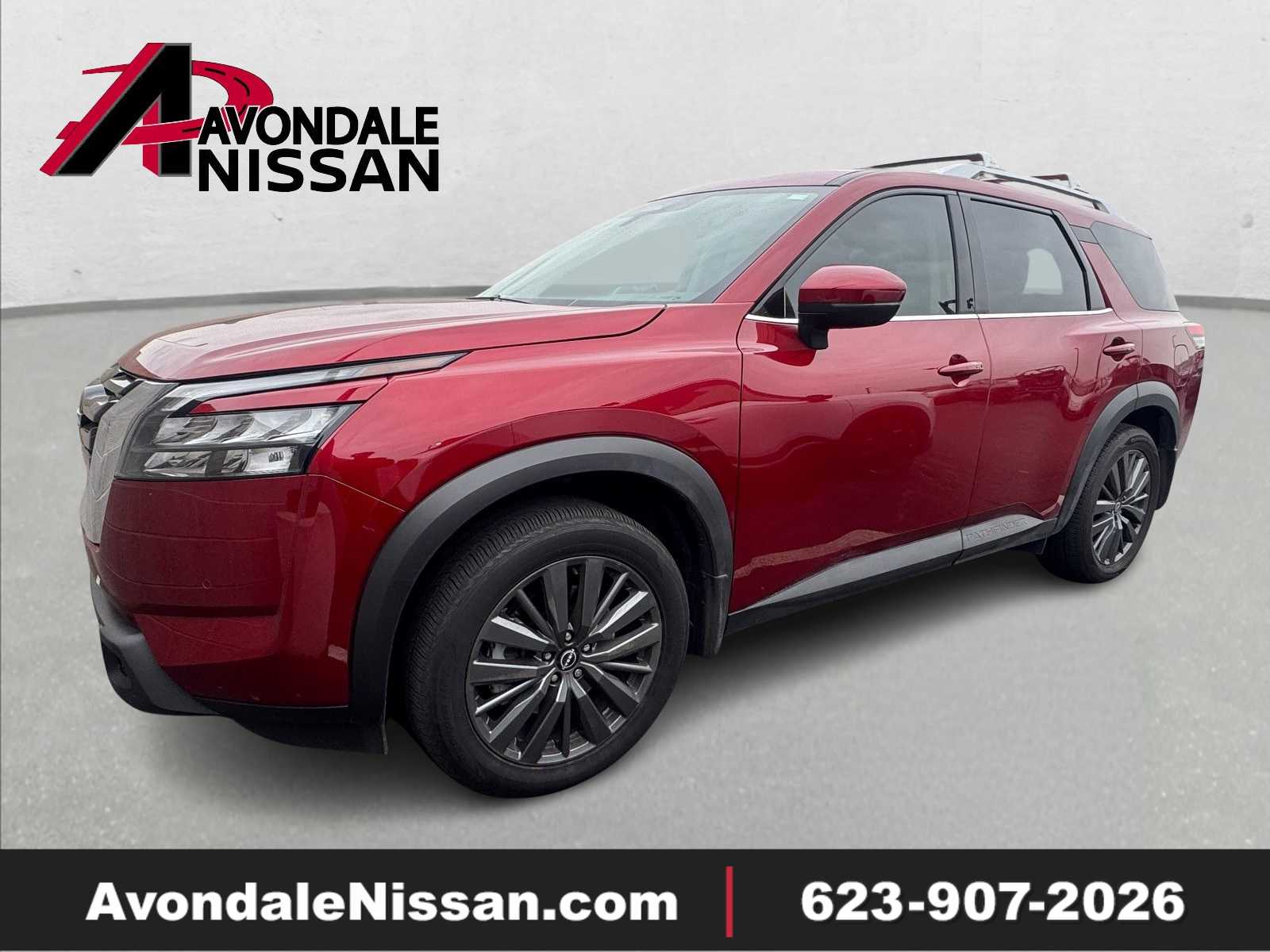 2025 Nissan Pathfinder SL FWD