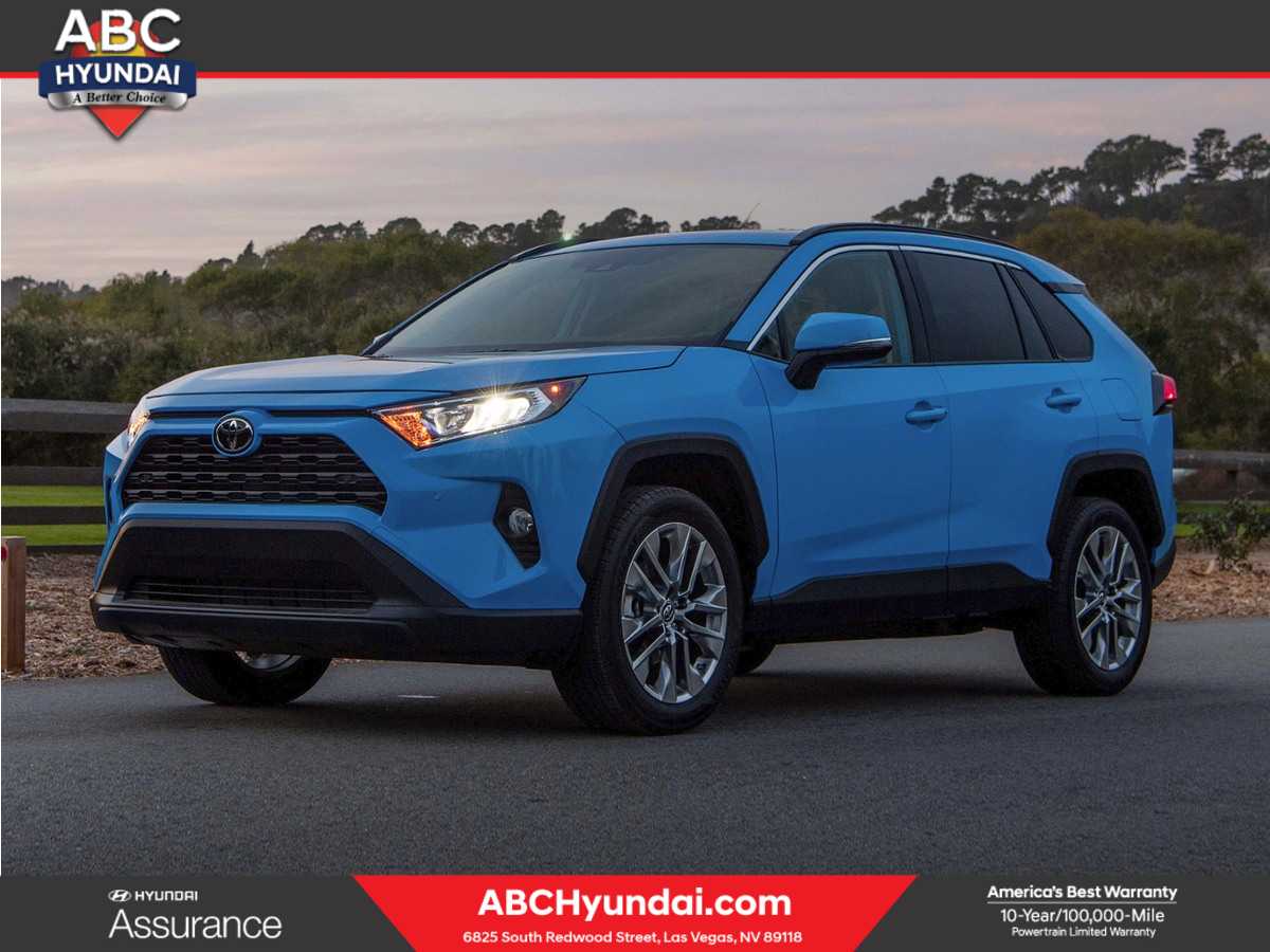 Super White 2019 Toyota RAV4 SUV / Crossover Front-Wheel Drive Automatic