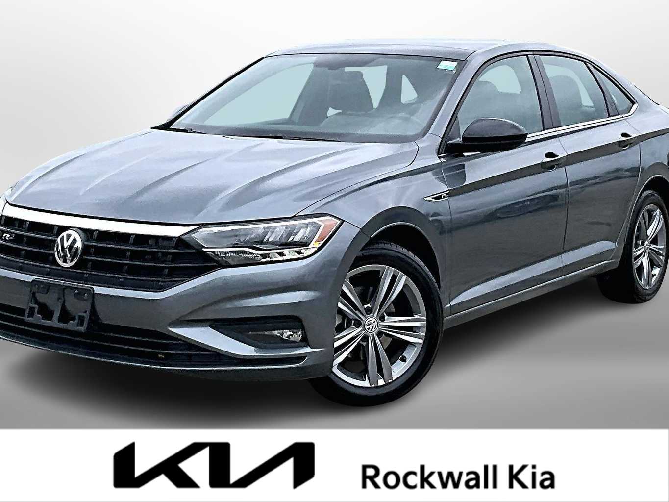 Platinum Gray Metallic 2019 Volkswagen Jetta R-Line FWD Sedan Front-Wheel Drive 8-Speed Automatic