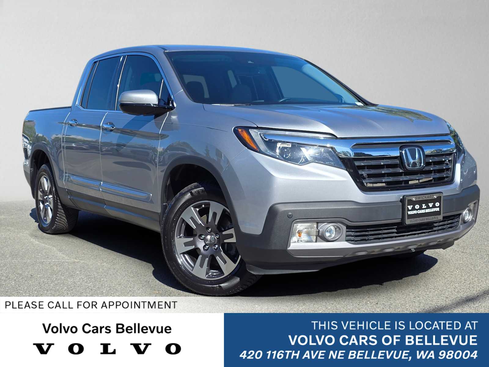Lunar Silver Metallic 2019 Honda Ridgeline Pickup Truck All-Wheel Drive 6-Speed Automatic