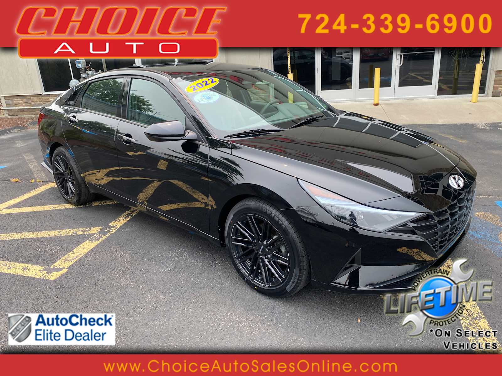 Phantom Black 2022 Hyundai Elantra Sedan Front-Wheel Drive Continuously Variable Transmission