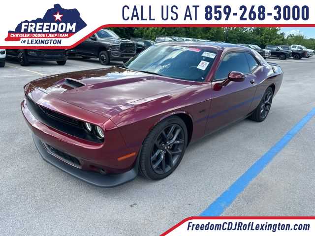 Octane Red Pearlcoat 2023 Dodge Challenger Coupe Rear-Wheel Drive 8-Speed Automatic