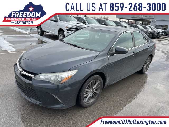 2016 Toyota Camry SE