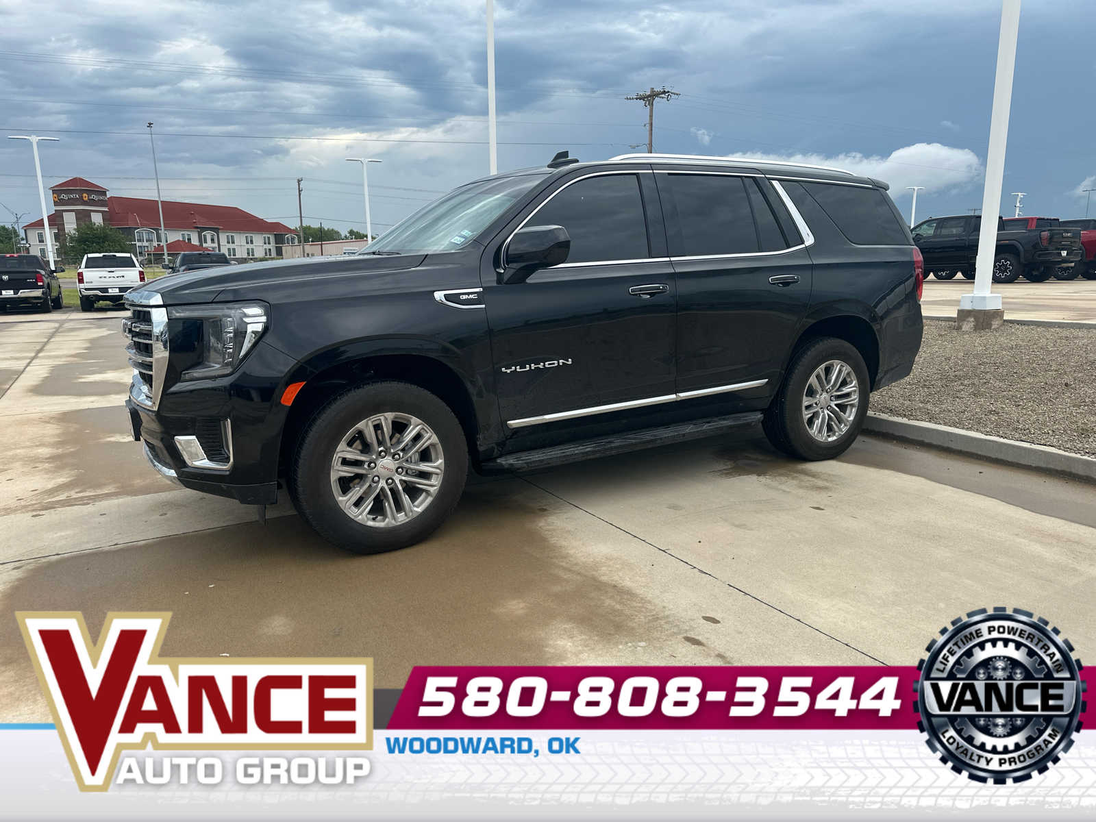 2024 GMC Yukon SLT 