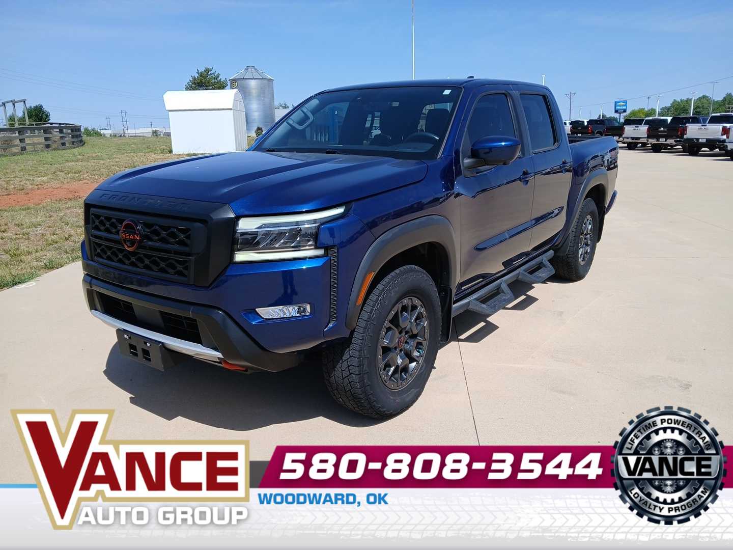 Deep Blue Pearl 2023 Nissan Frontier PRO-4X Crew Cab 4WD Pickup Truck Four-Wheel Drive 9-Speed Automatic