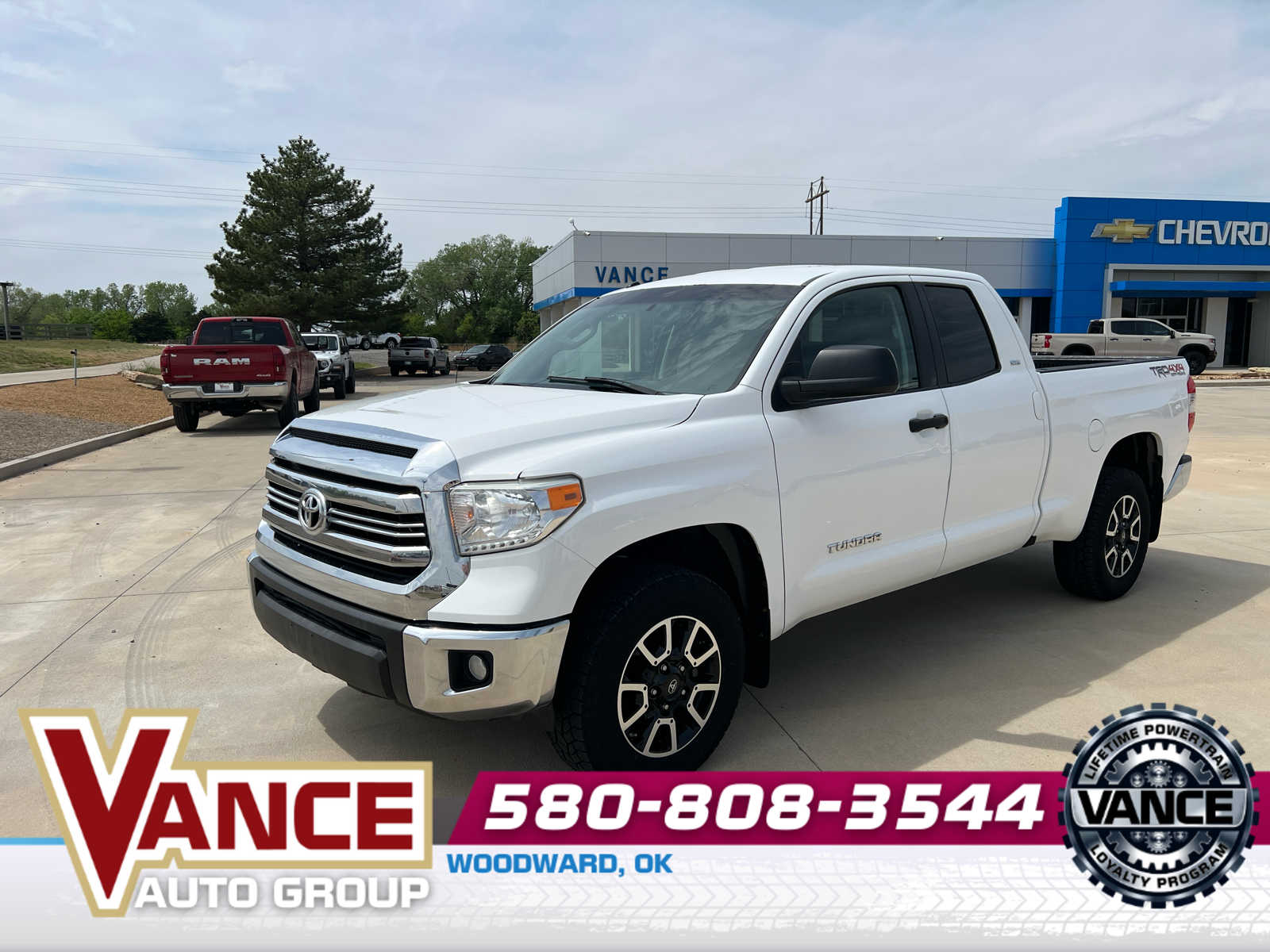 Super White 2016 Toyota Tundra SR5 Double Cab 4.6L 4WD Pickup Truck Four-Wheel Drive 6-Speed Automatic