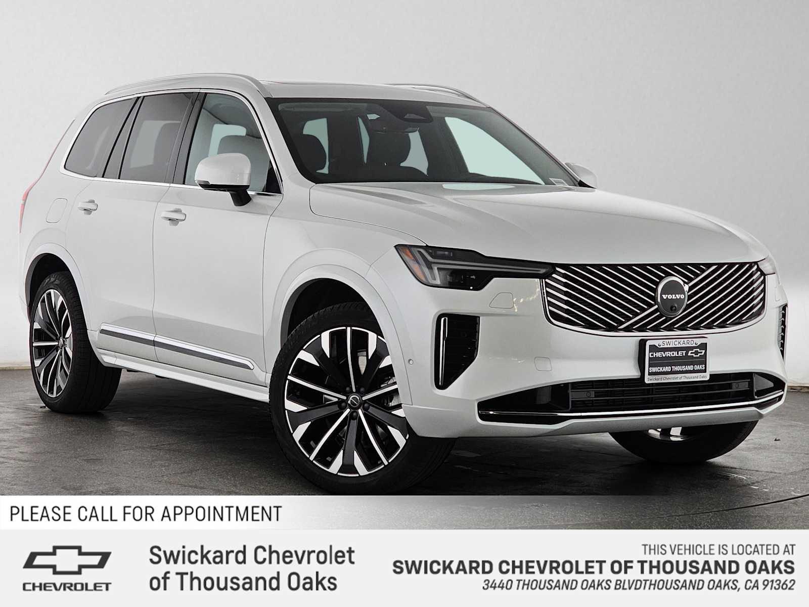 Crystal White Metallic 2025 Volvo XC90 SUV / Crossover All-Wheel Drive 8-Speed Automatic