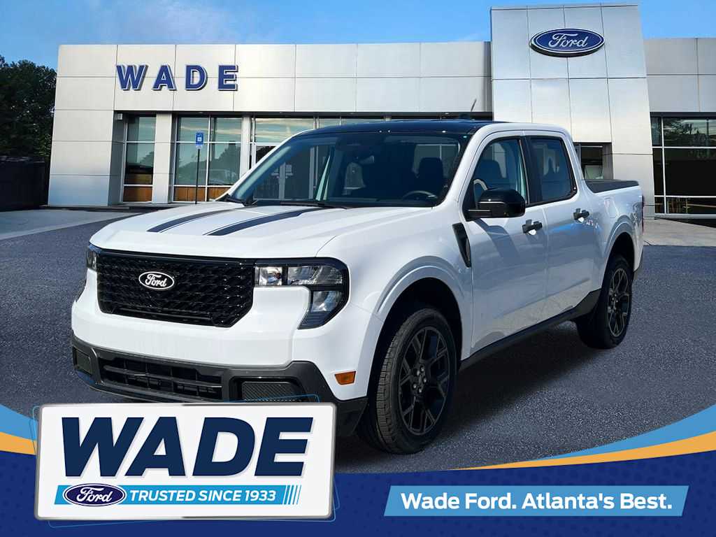 Oxford White 2025 Ford Maverick XLT SuperCrew AWD Pickup Truck All-Wheel Drive 8-Speed Automatic