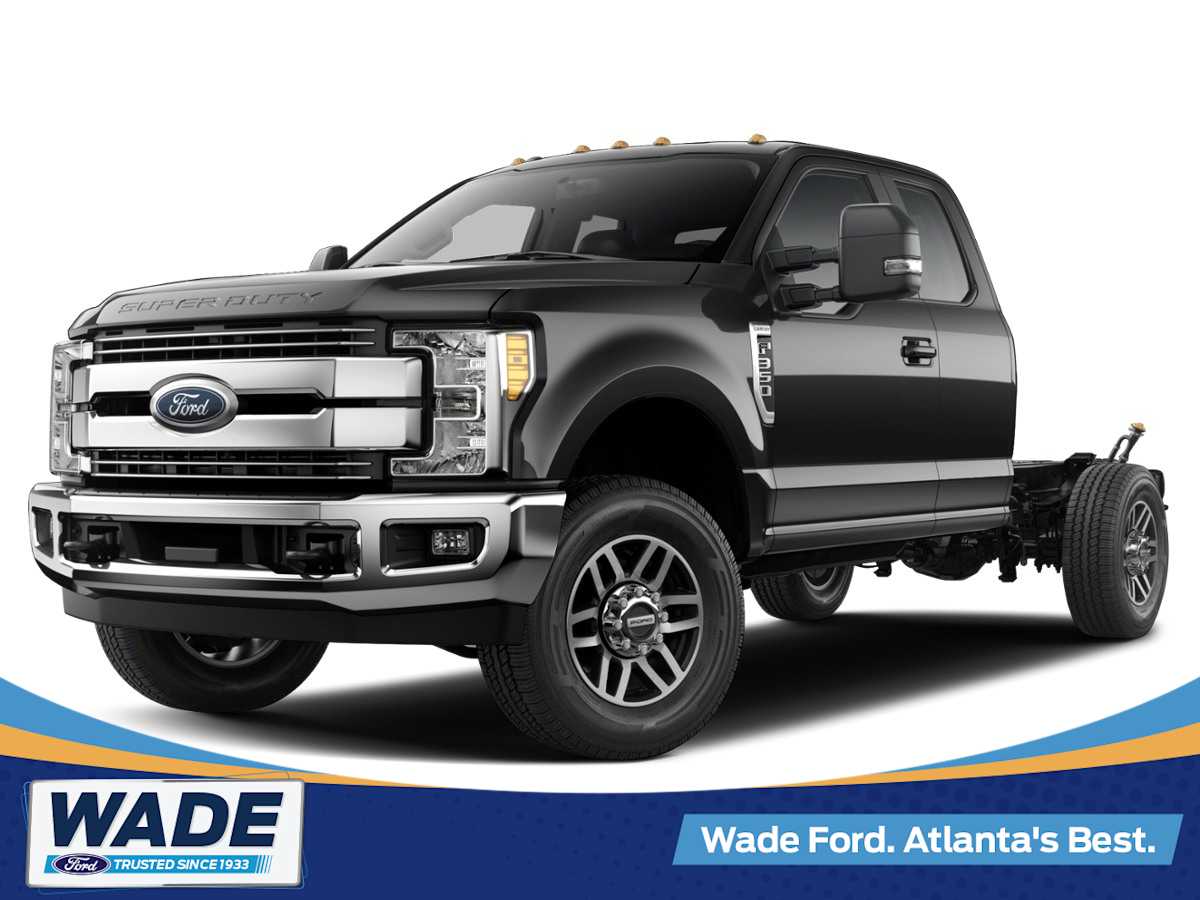 2019 Ford F-350 Super Duty Chassis XL SuperCab DRW RWD