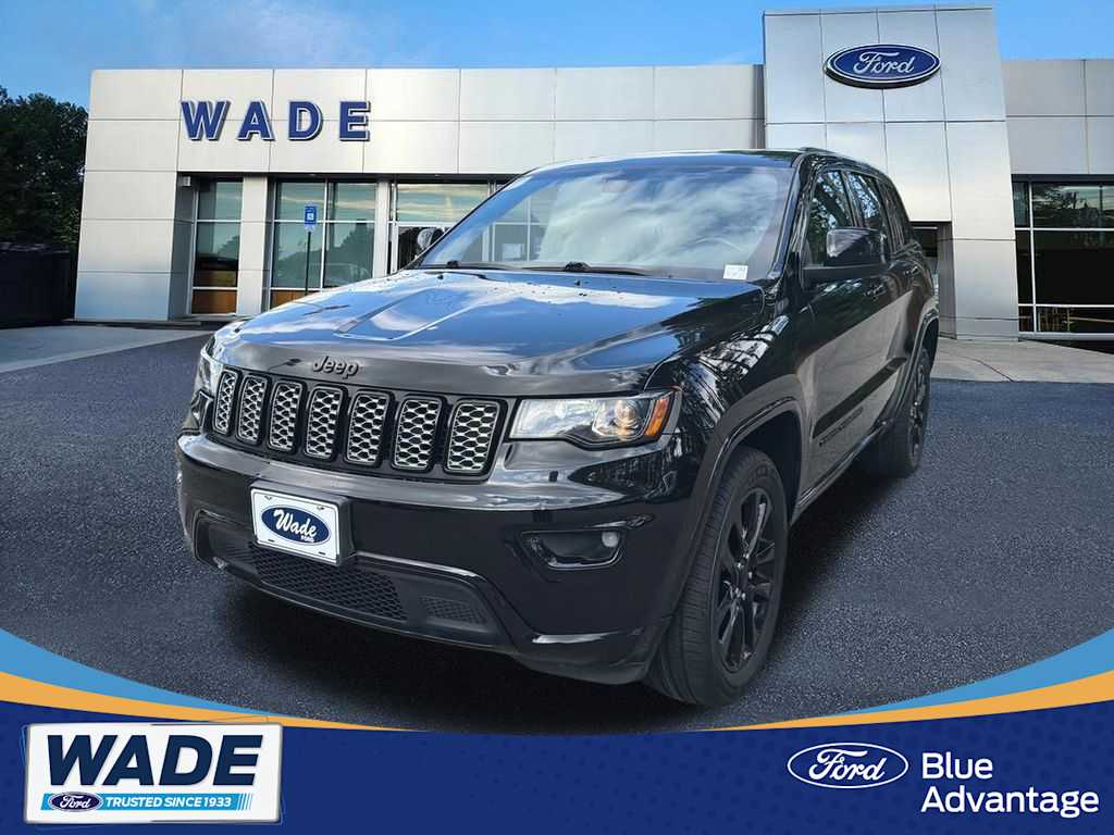 Diamond Black Crystal Pearlcoat 2020 Jeep Grand Cherokee SUV / Crossover Four-Wheel Drive 8-Speed Automatic