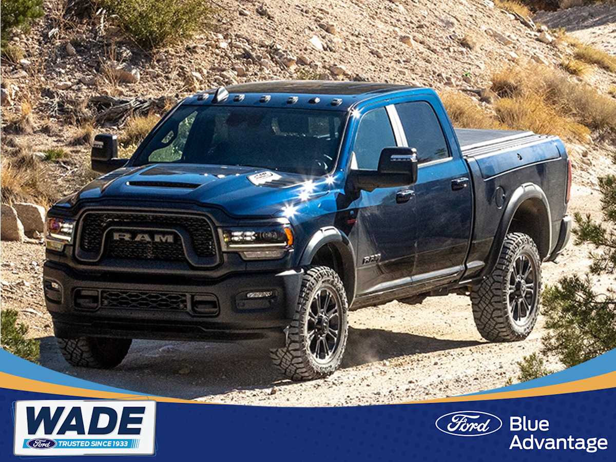 Diamond Black Crystal Pearlcoat 2024 RAM 2500 Pickup Truck Four-Wheel Drive 6-Speed Automatic