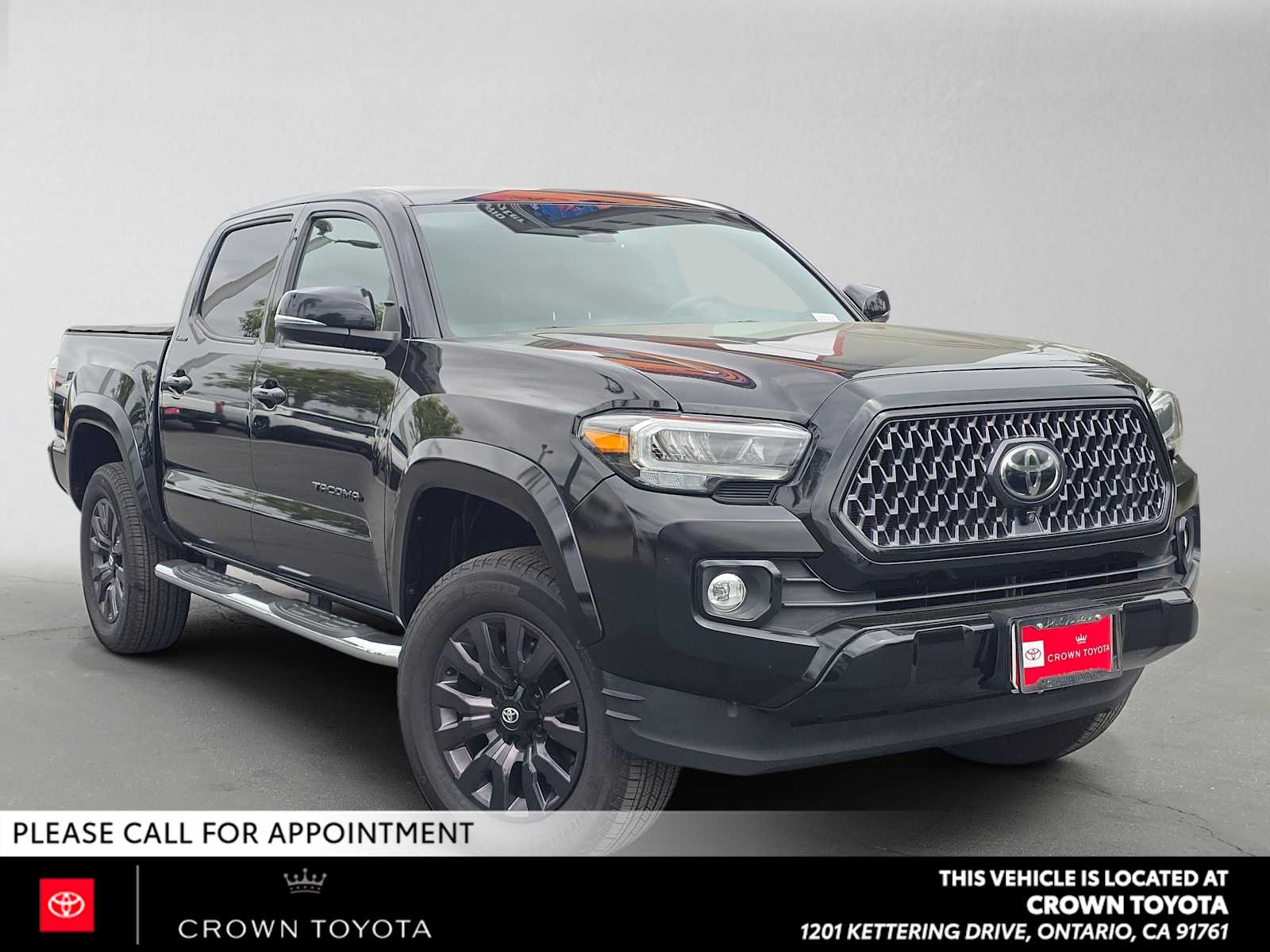 Midnight Black Metallic 2022 Toyota Tacoma Pickup Truck Four-Wheel Drive 6-Speed Automatic