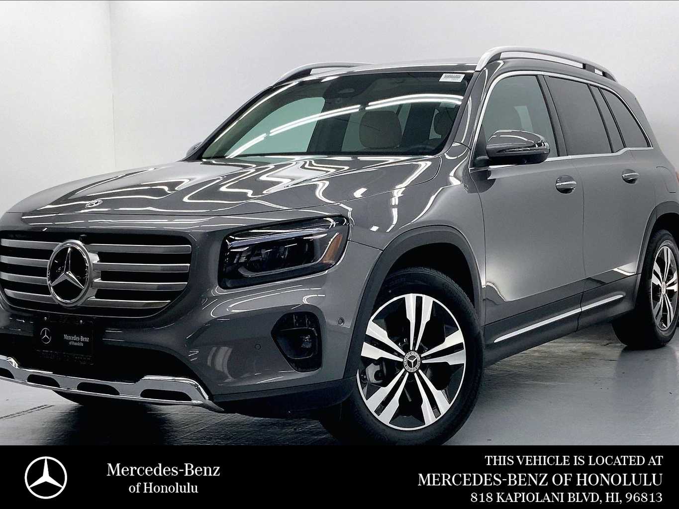 Gray (Mountain Grey Metallic) 2026 Mercedes-Benz GLB 250 FWD SUV / Crossover Front-Wheel Drive 8-Speed Automatic