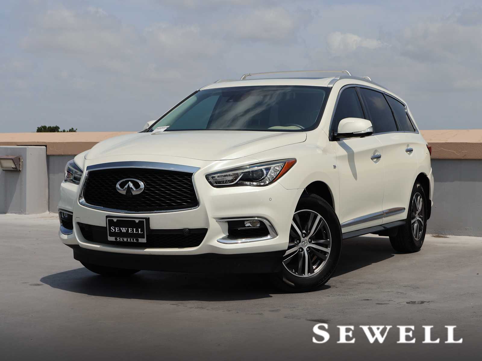 2019 INFINITI QX60 LUXE
