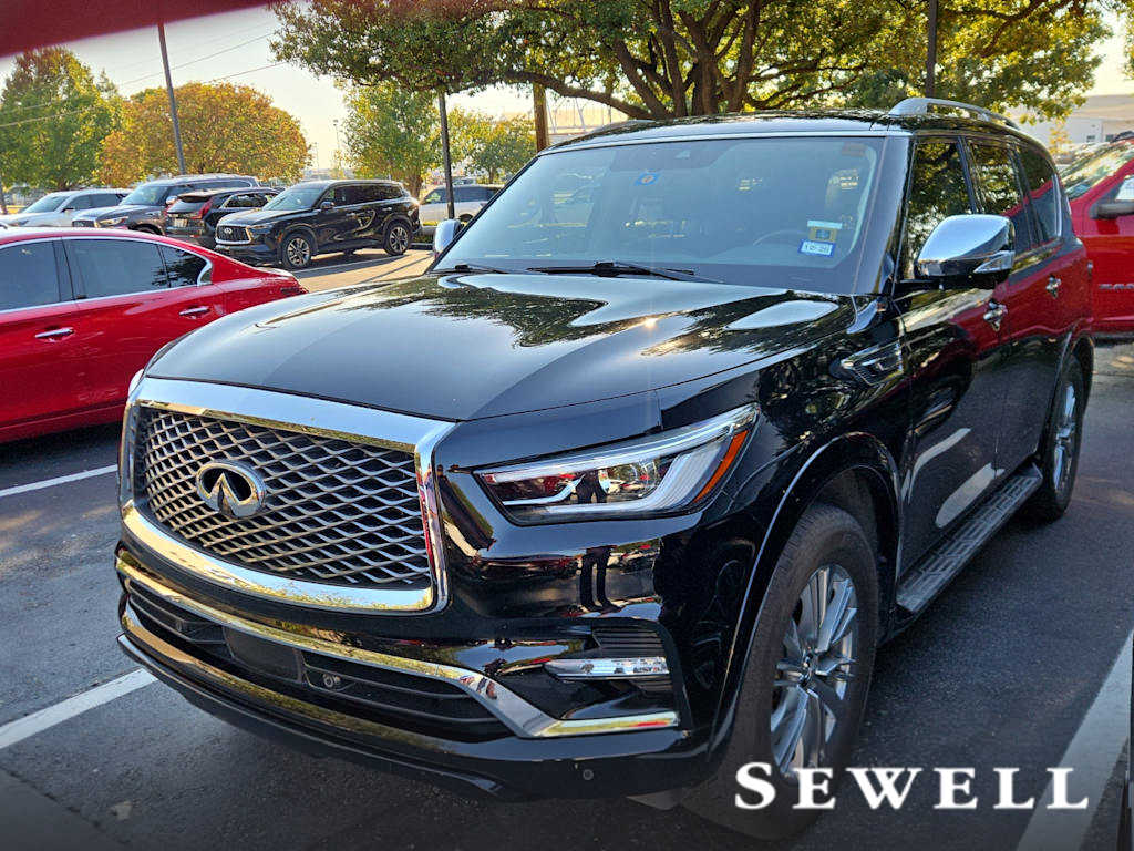 2021 INFINITI QX80 LUXE