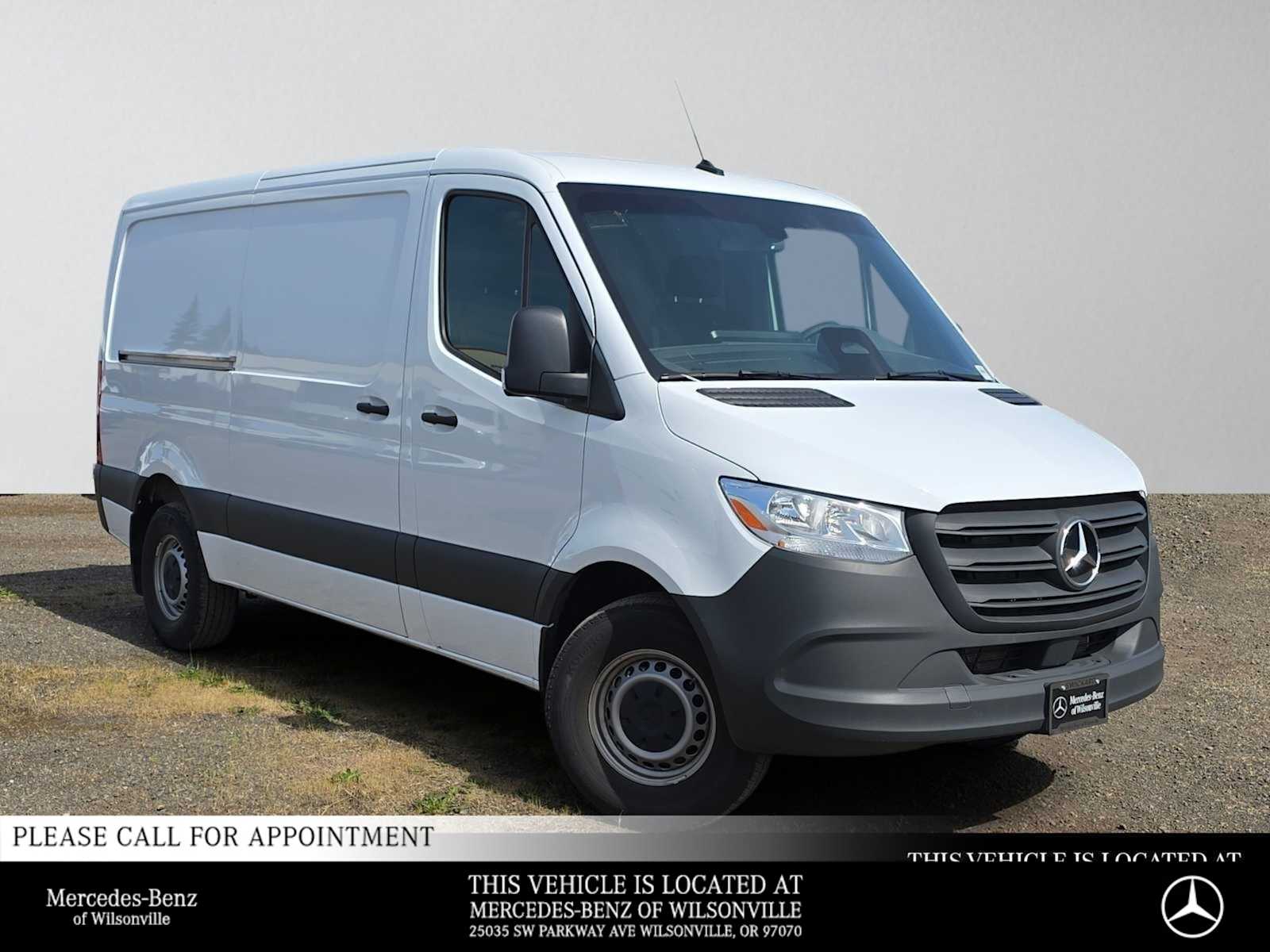 Arctic White 2025 Mercedes-Benz Sprinter Cargo Van Rear-Wheel Drive 9-Speed Automatic