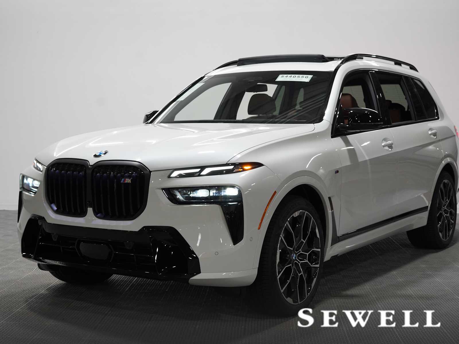 2027 BMW X7 M60i