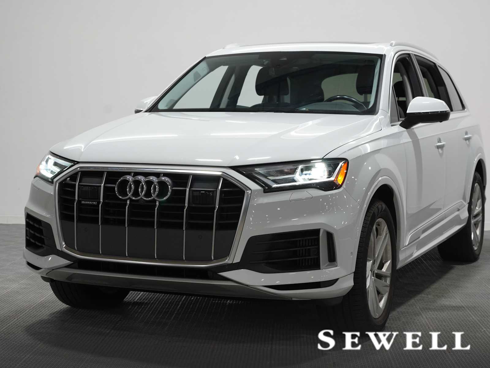2023 Audi Q7 Premium Plus