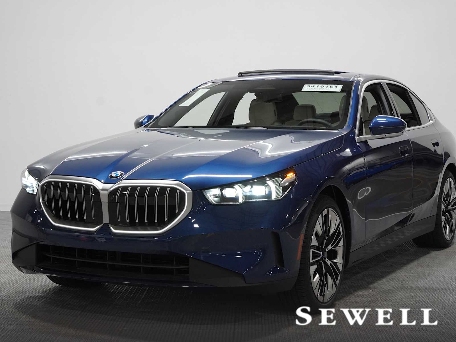 2026 BMW 530i 530i