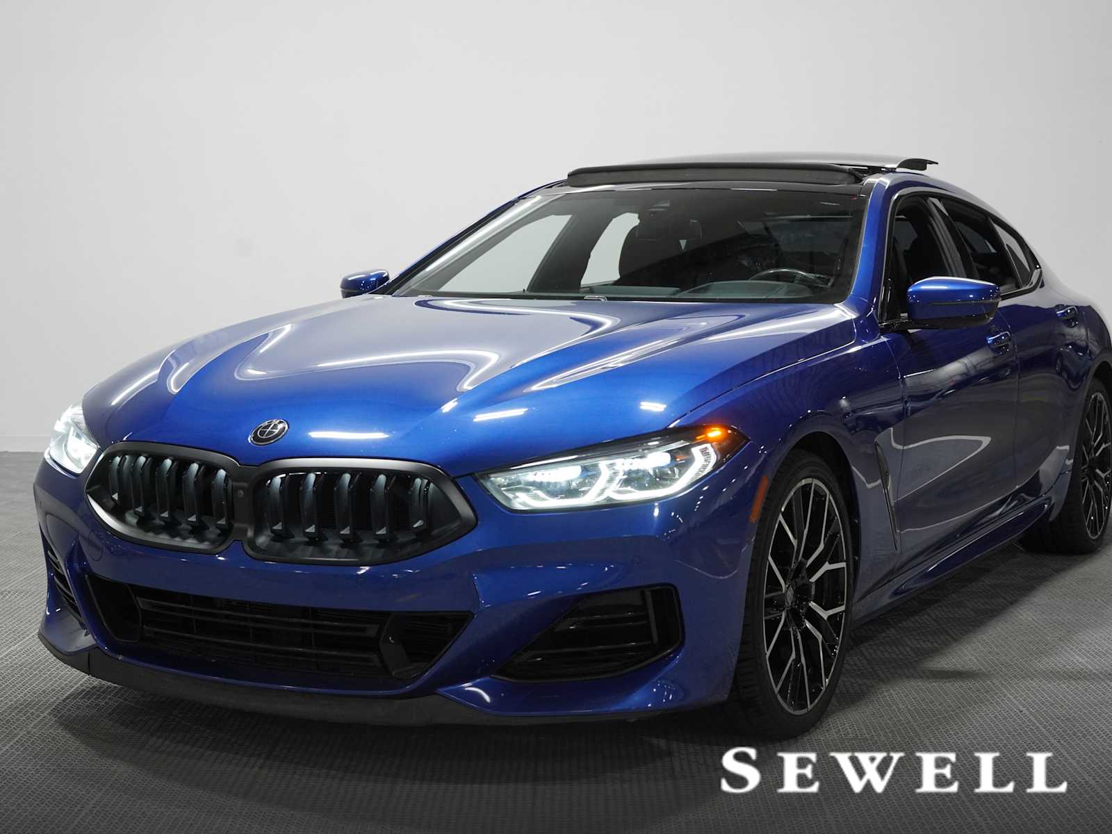2023 BMW 8 Series 840i