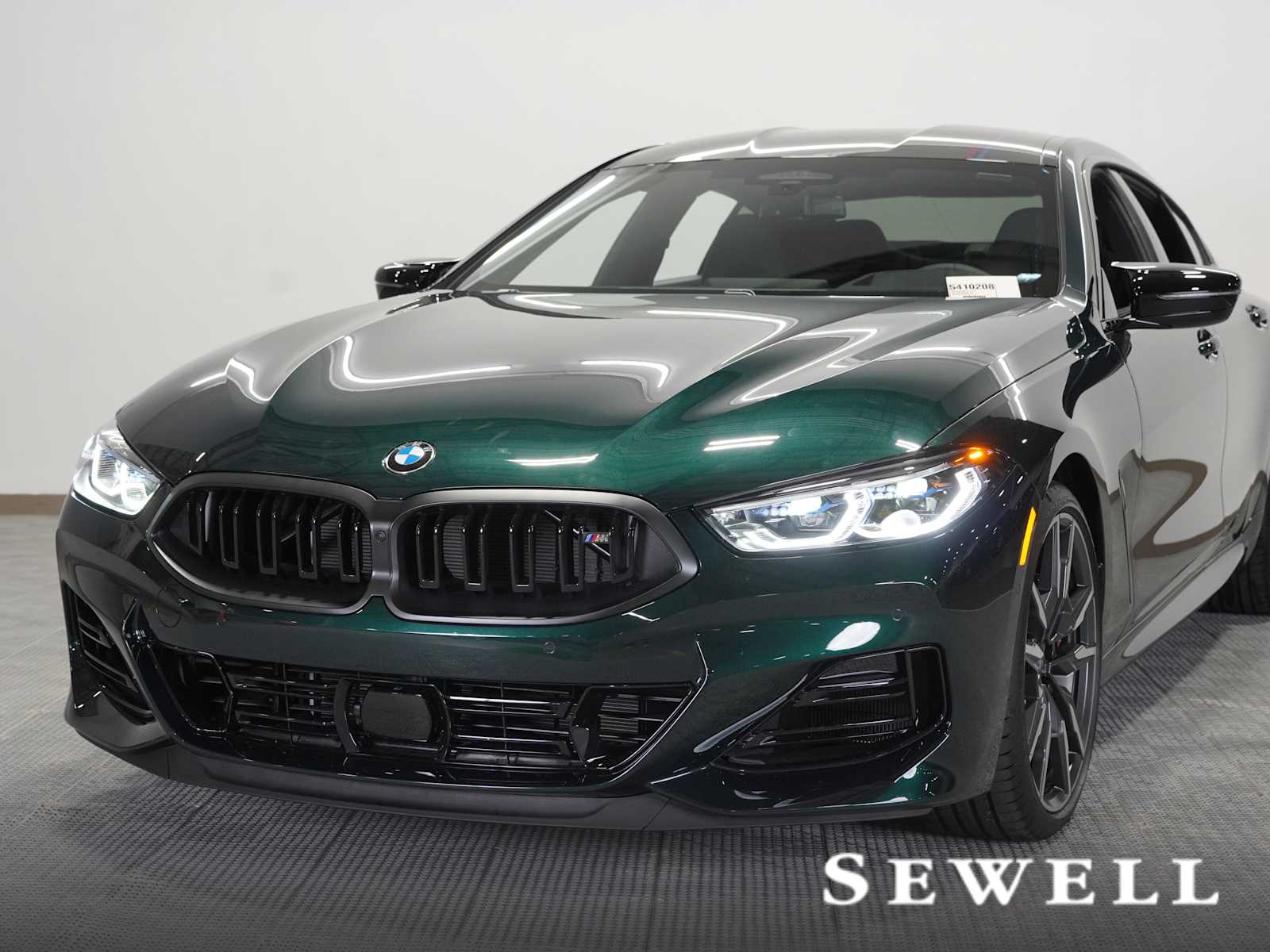 2026 BMW 850i M850i