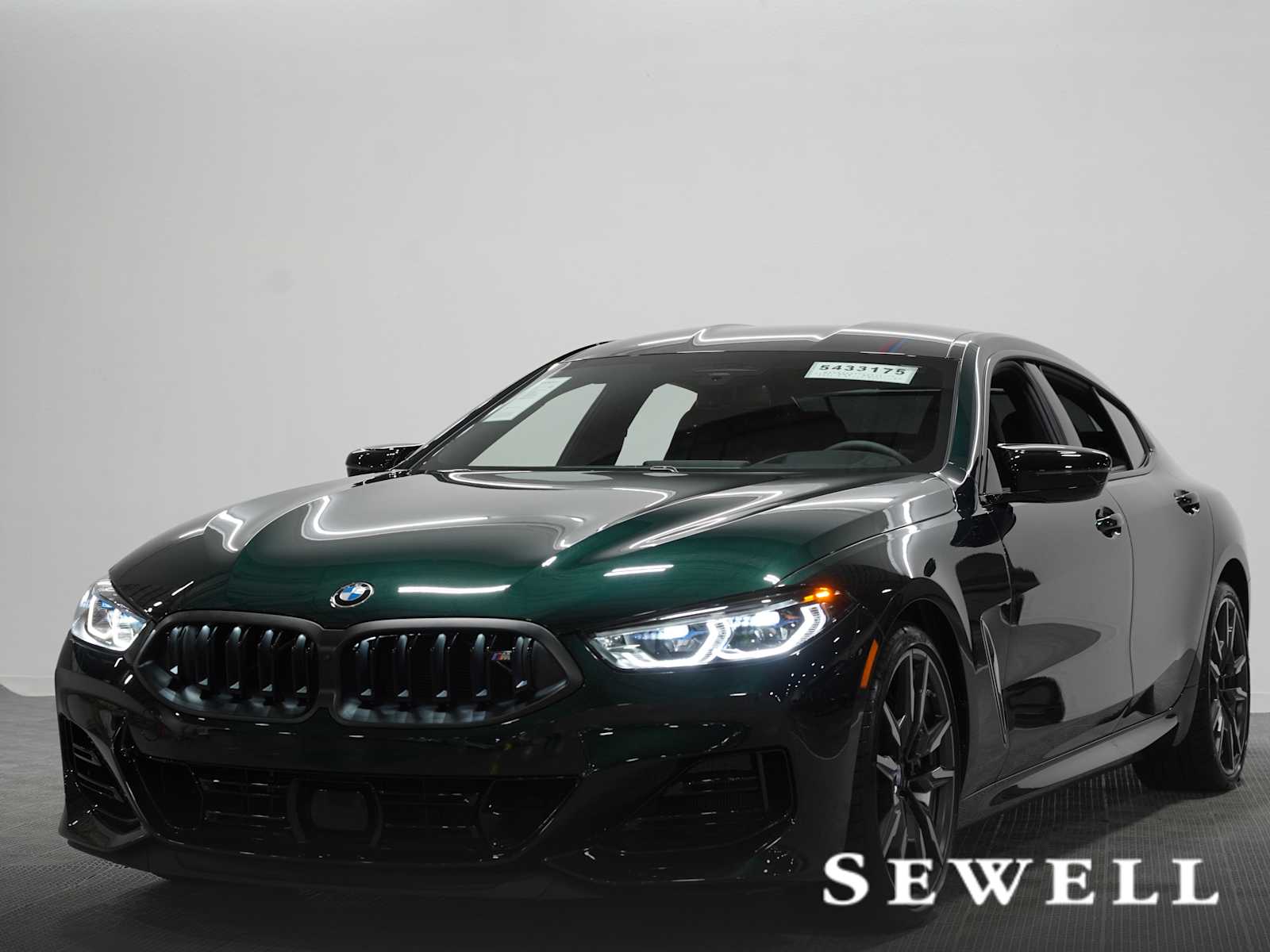 2026 BMW 850i M850i