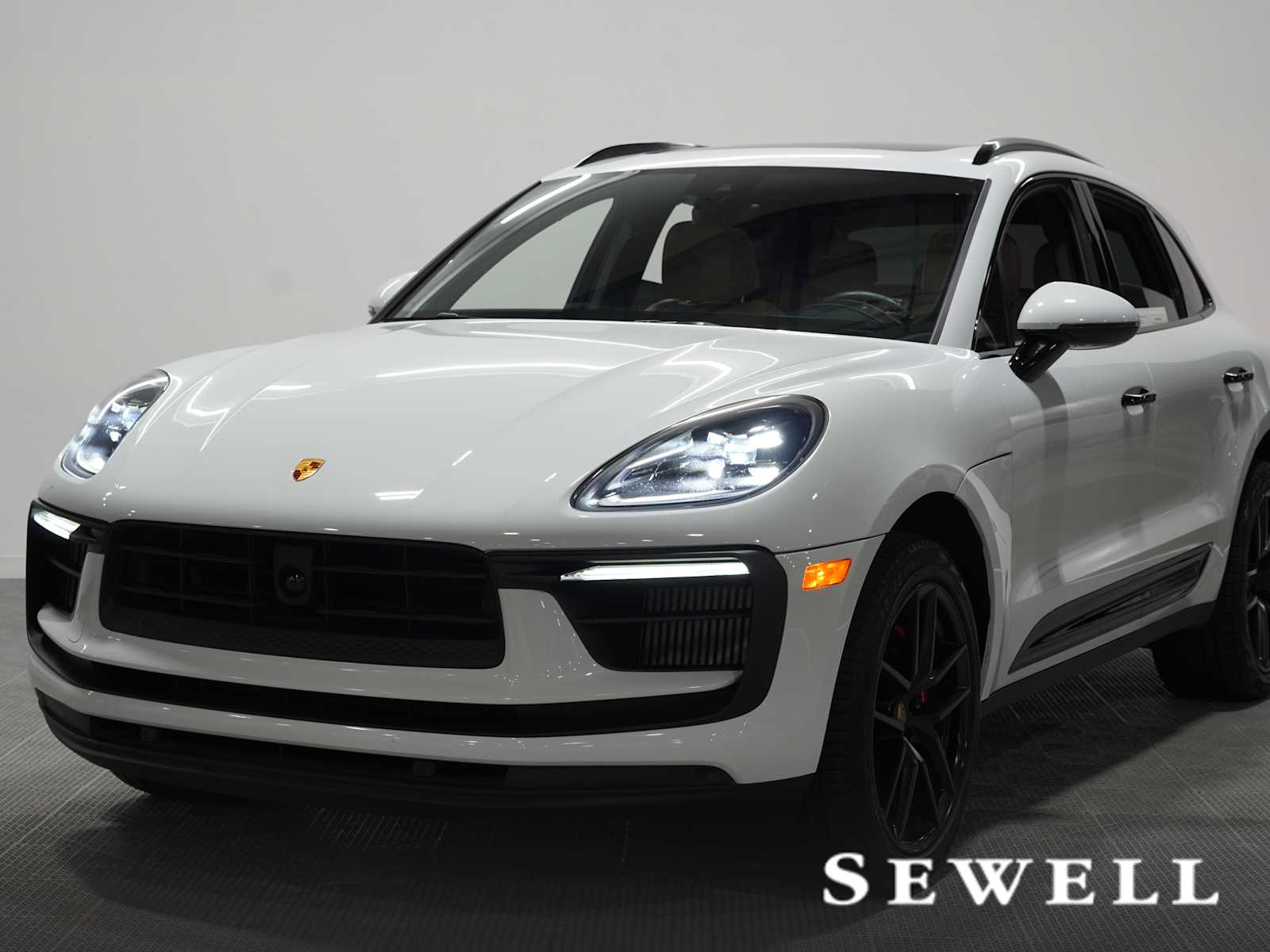 2023 Porsche Macan S