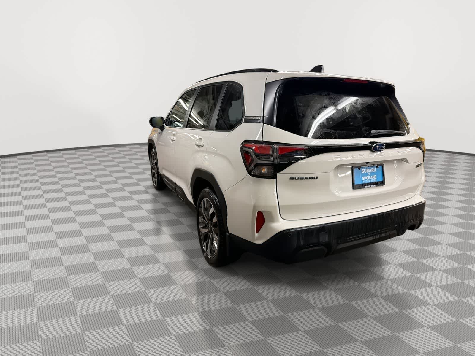 View vehicle photo 6