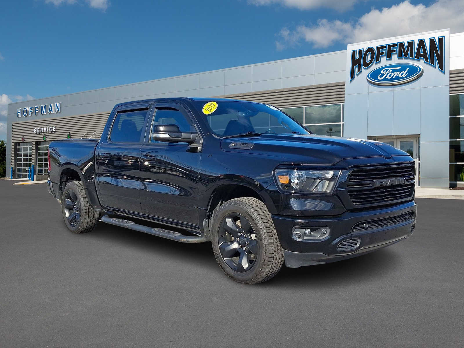 Diamond Black Crystal Pearlcoat 2019 RAM 1500 Big Horn Crew Cab 4WD Pickup Truck Four-Wheel Drive 8-Speed Automatic