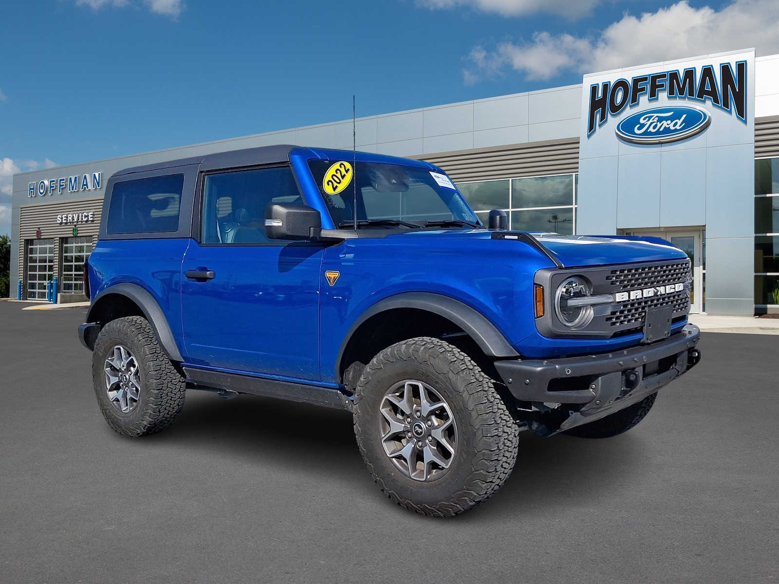 Velocity Blue Metallic 2022 Ford Bronco Badlands Advanced 2-Door 4WD SUV / Crossover Four-Wheel Drive 7-Speed Manual