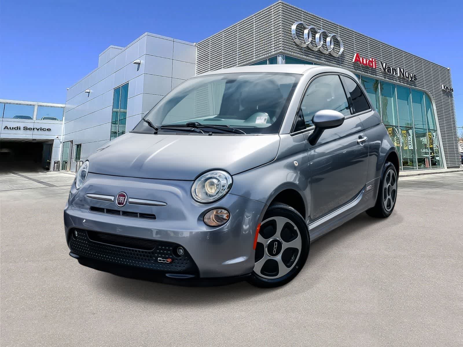 2018 FIAT 500e FWD