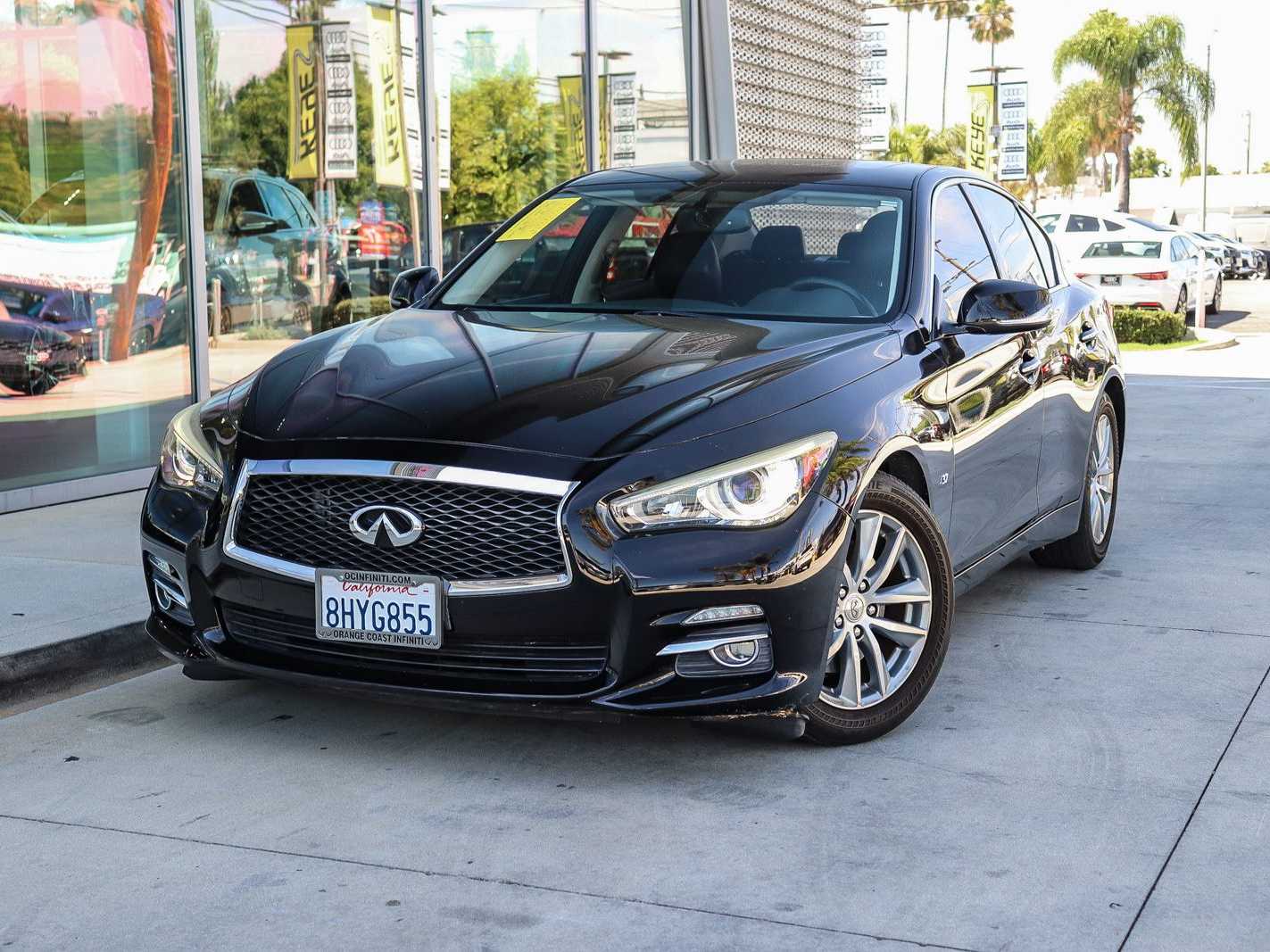 2015 INFINITI Q50 3.7 Premium RWD