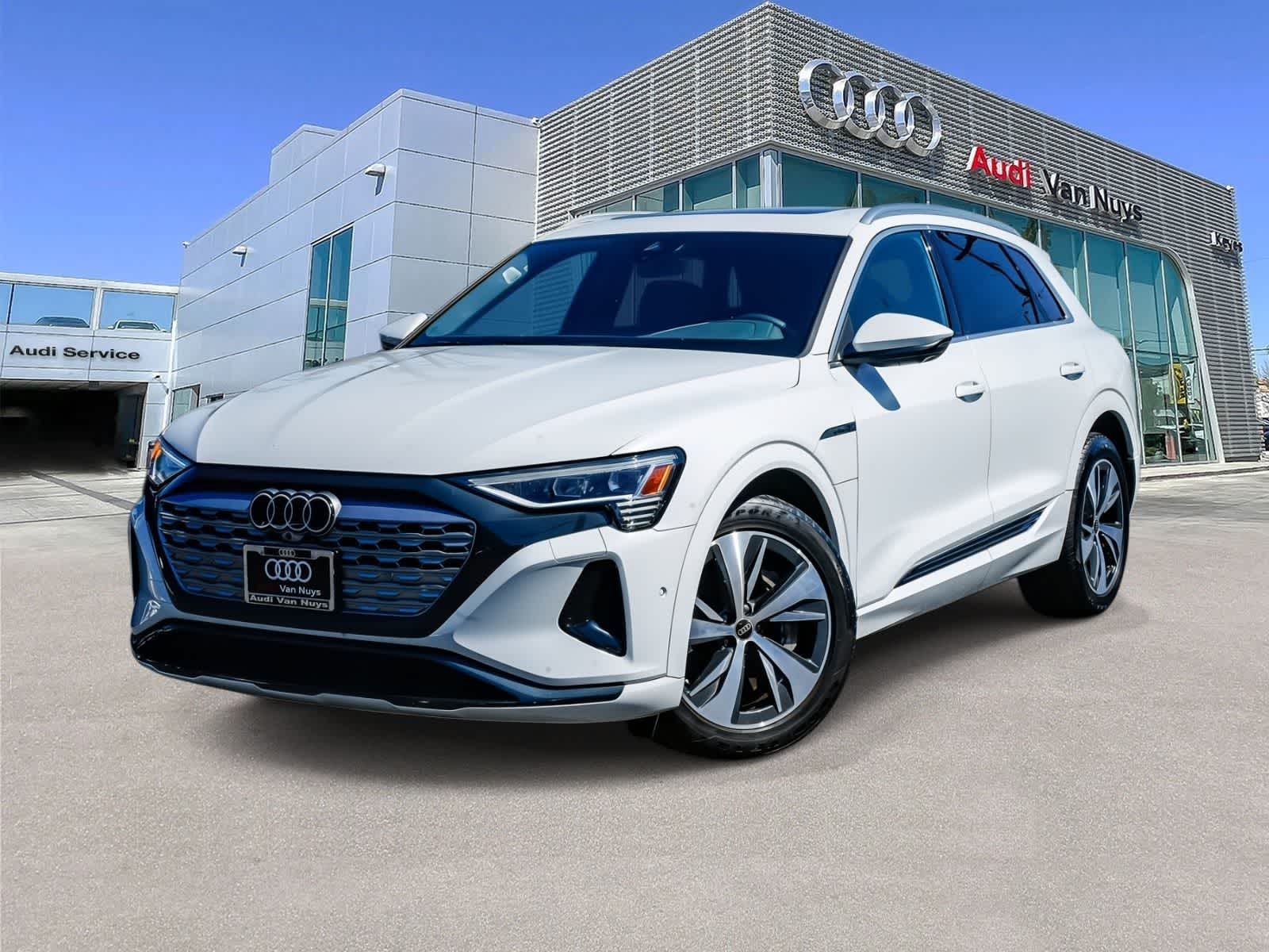 2024 Audi Q8 e-tron quattro Premium Plus AWD