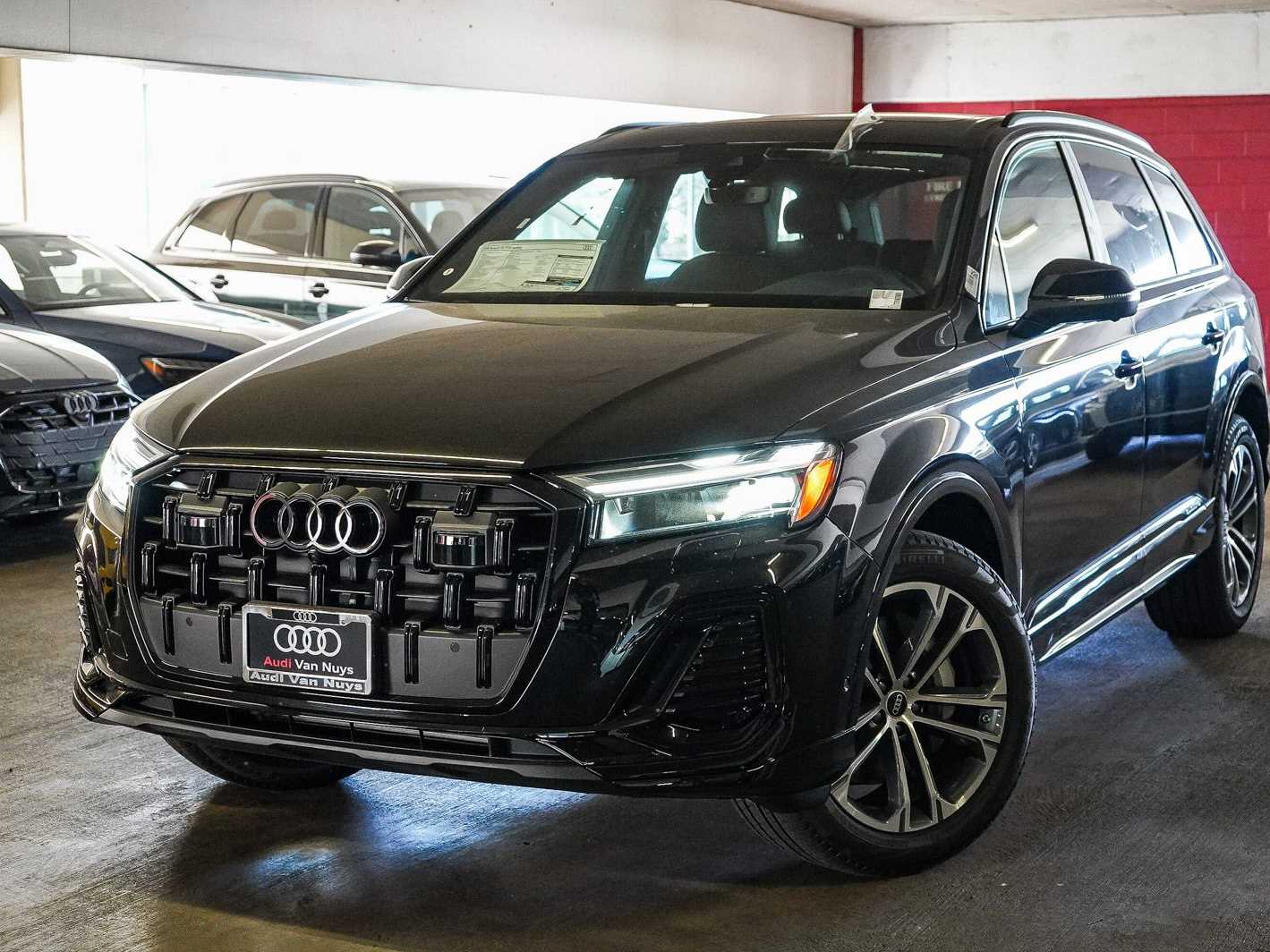 2026 Audi Q7 quattro Premium 45 TFSI