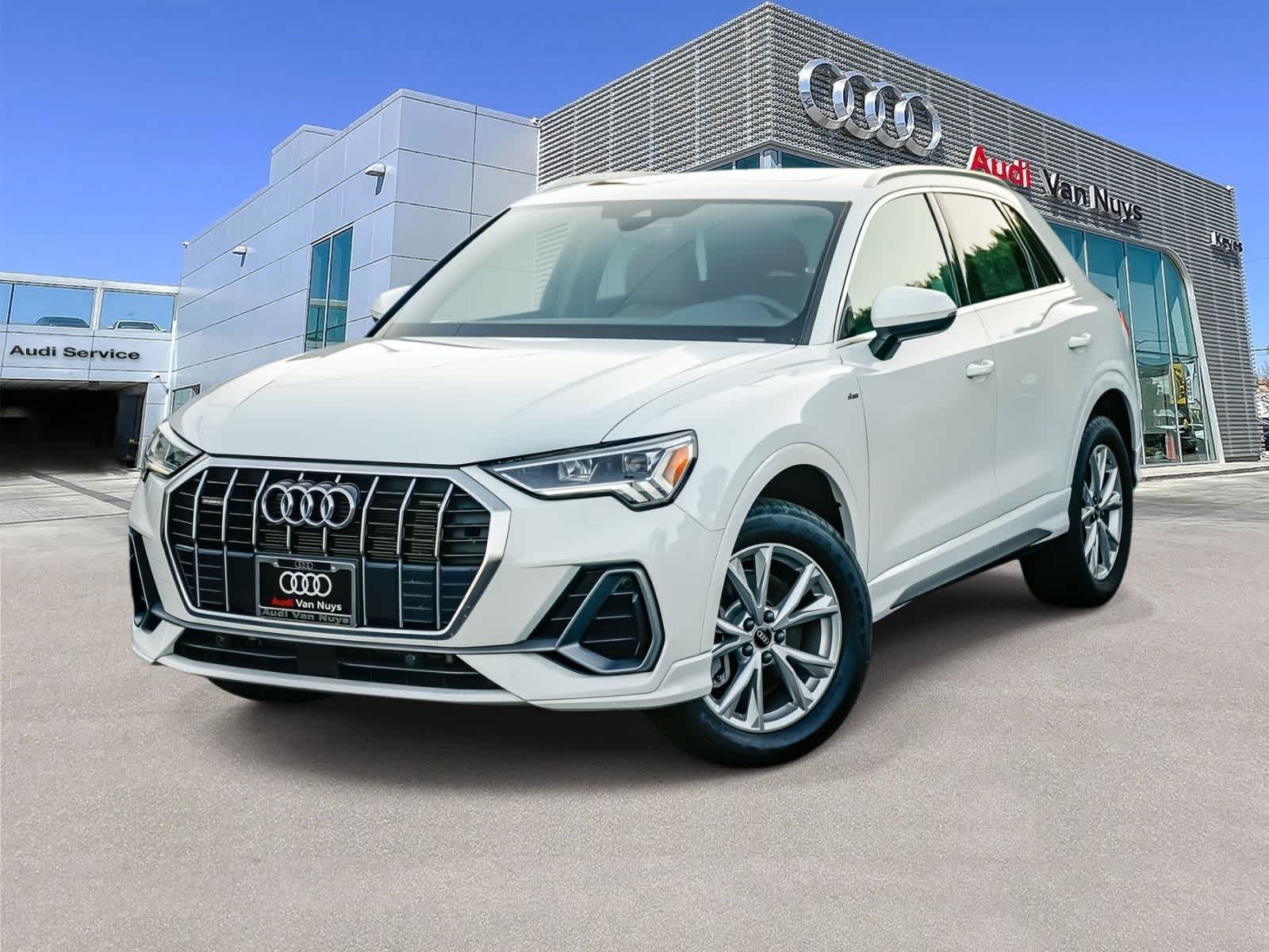 2023 Audi Q3 quattro Premium S Line 45 TFSI
