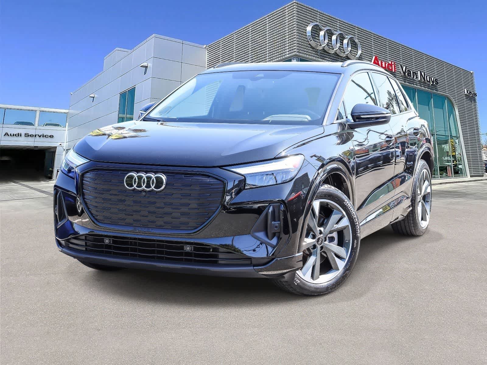 2024 Audi Q4 e-tron quattro Premium 55